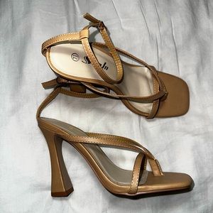 tan strappy heel